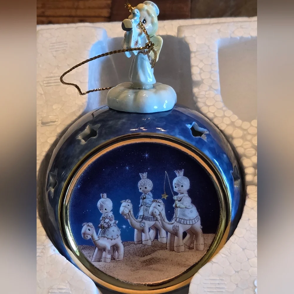 Precious Moments A Savior Is Born Christmas Ornament Set of 2 Bradford Exchange